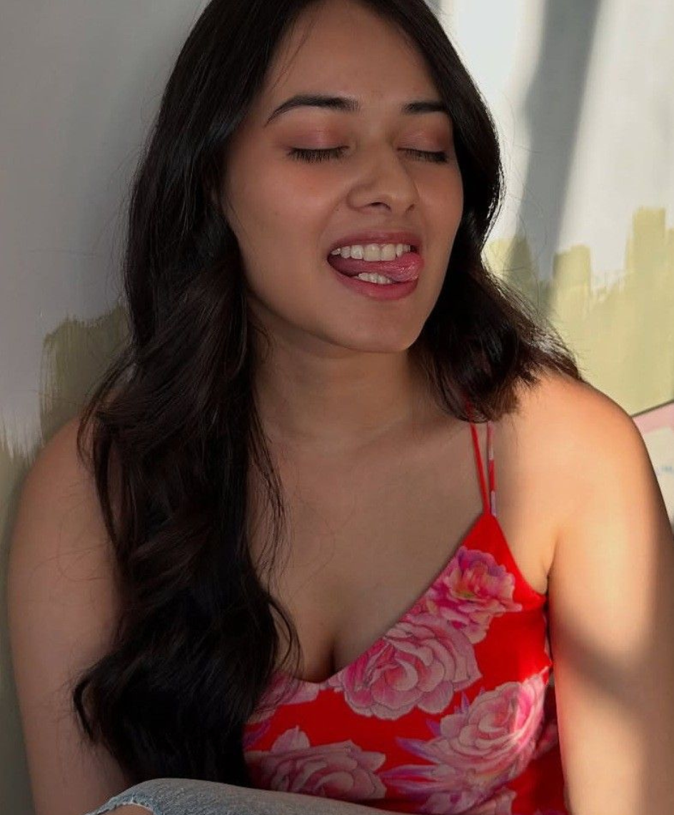 Premium High-Class Escort Service Kochi – VIP Same-Day Service